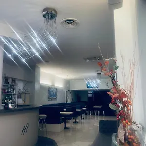 Hotell Holiday- Finestrella